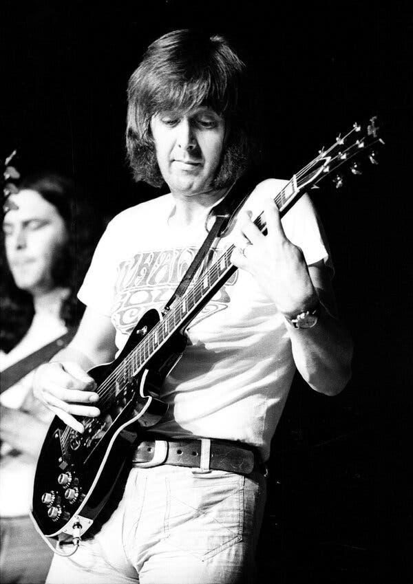 Spencer Davis in 1970. He played rhythm guitar in his original band and occasionally sang lead vocals, but Steve Winwood was the star.