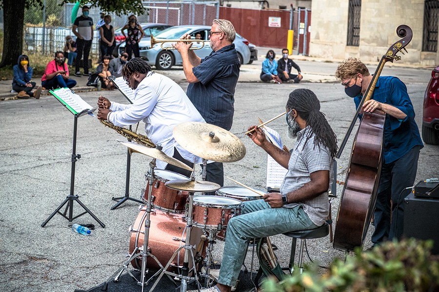 The Russ Johnson Quartet set up near the usual site of the 61st Street Farmers Market. - MICHAEL JACKSON FOR CHICAGO READER